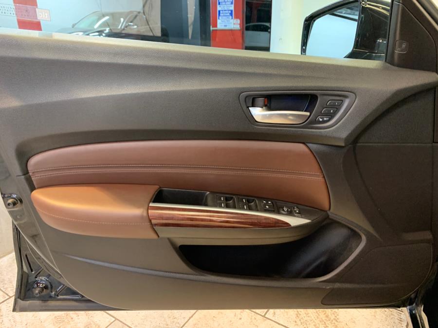 2017 Acura TLX FWD w/Technology Pkg photo