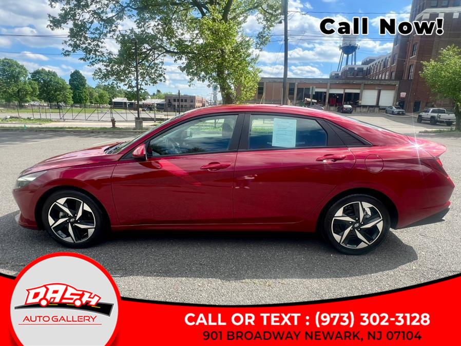 2023 Hyundai Elantra SEL IVT photo