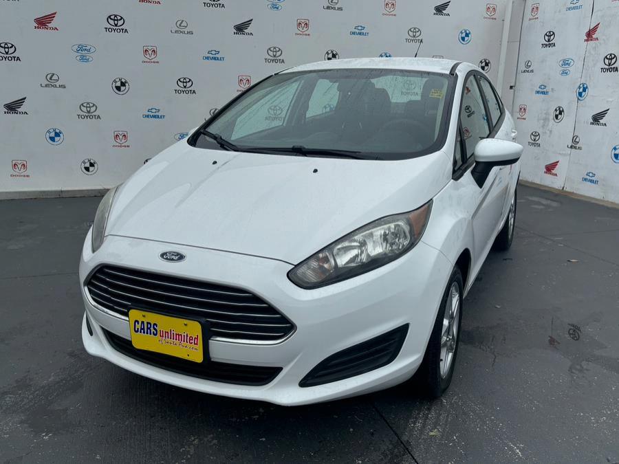 2017 Ford Fiesta SE Sedan photo