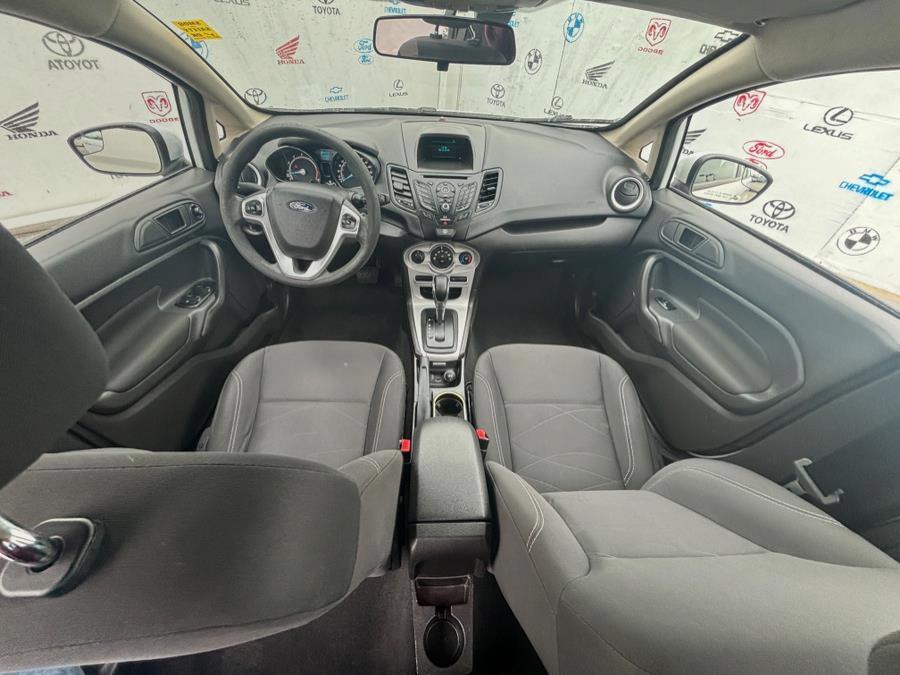 2017 Ford Fiesta SE Sedan photo