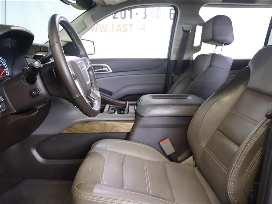 2019 GMC Yukon XL DENALI photo