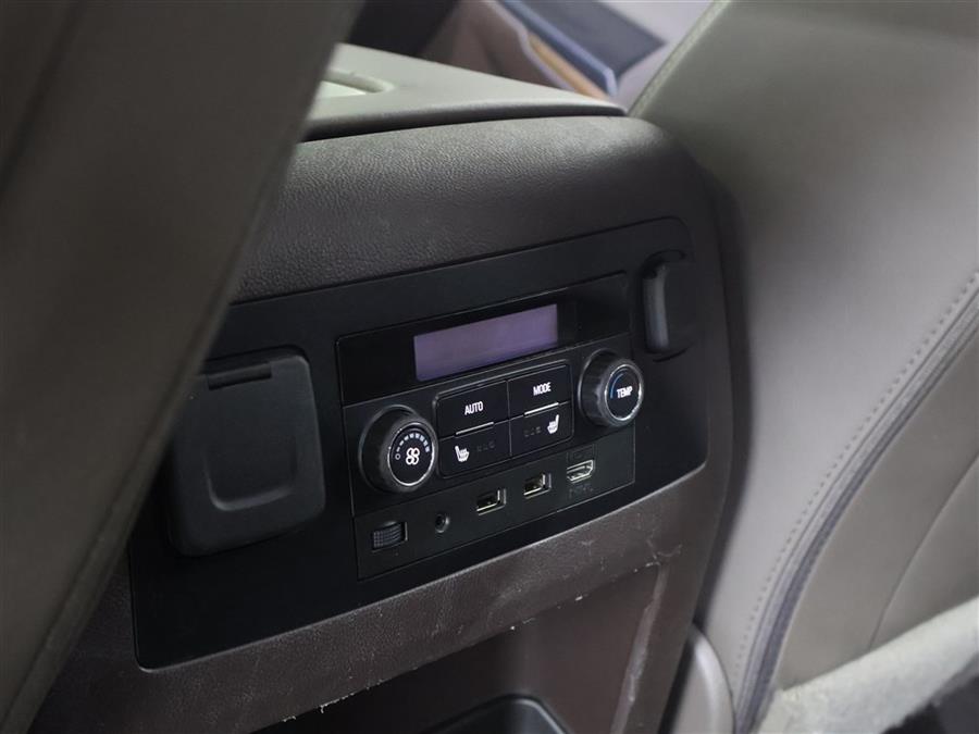 2019 GMC Yukon XL DENALI photo
