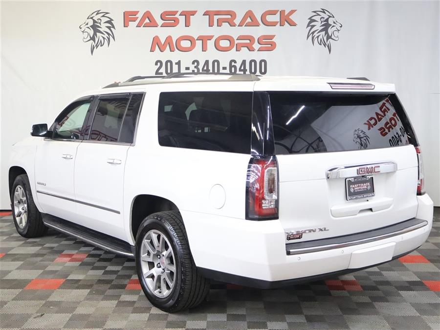 2019 GMC Yukon XL DENALI photo