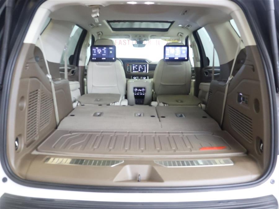 2021 GMC Yukon DENALI photo