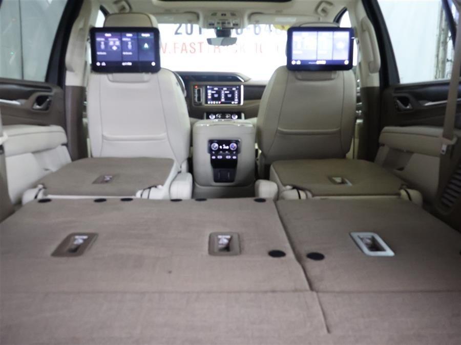 2021 GMC Yukon DENALI photo