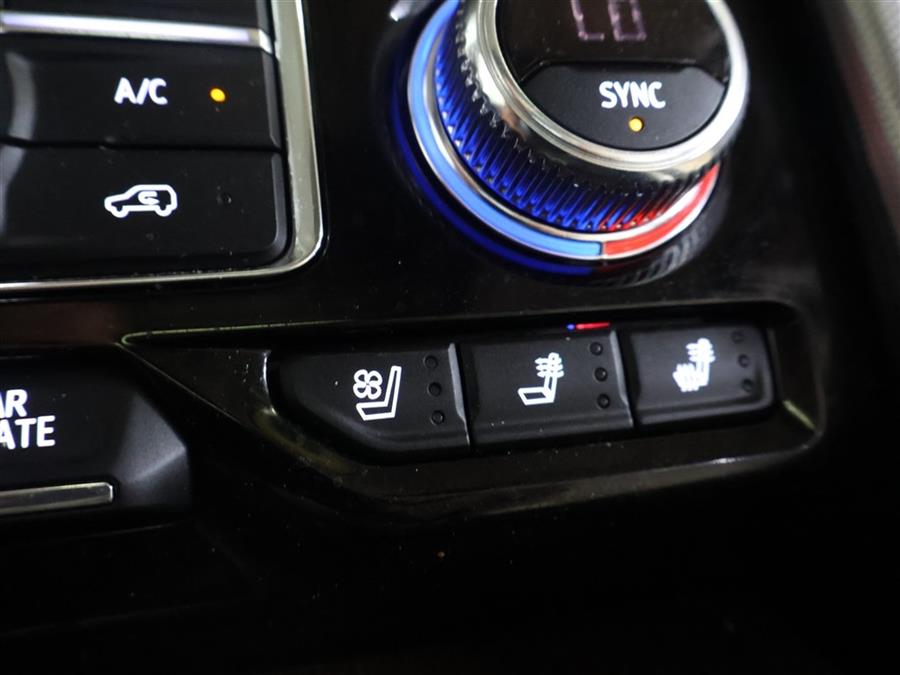 2021 GMC Yukon DENALI photo