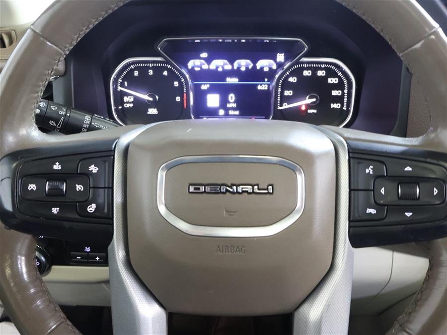 2021 GMC Yukon DENALI photo