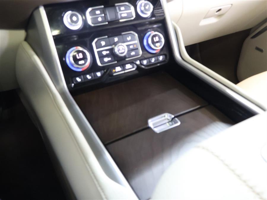 2021 GMC Yukon DENALI photo