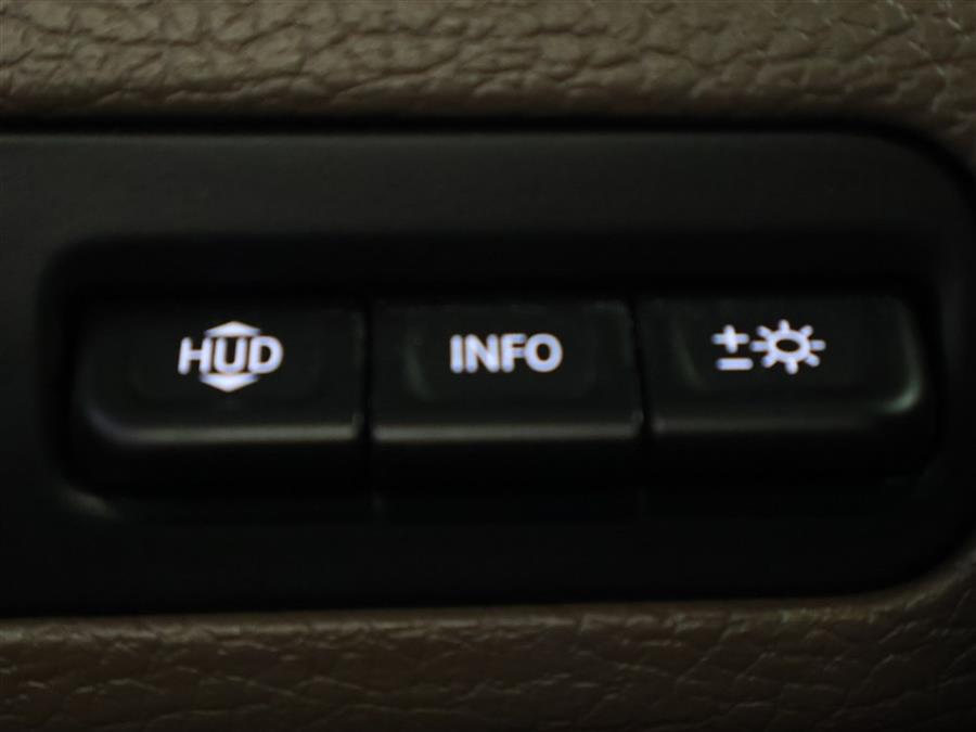 2021 GMC Yukon DENALI photo
