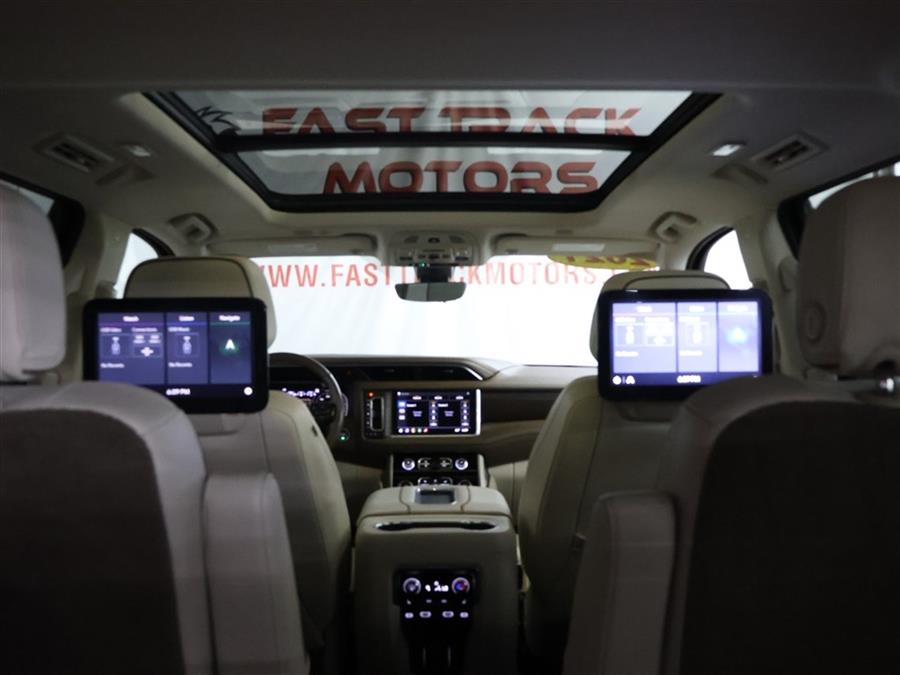 2021 GMC Yukon DENALI photo