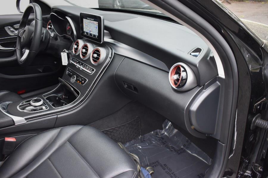 2017 Mercedes-Benz C-Class C 300 4MATIC Sedan photo