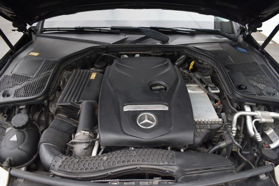 2017 Mercedes-Benz C-Class C 300 4MATIC Sedan photo