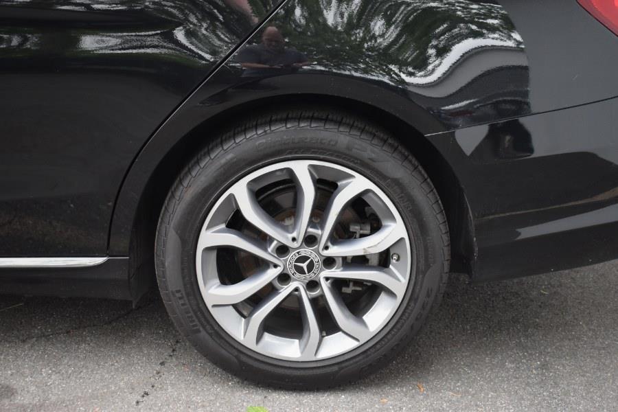 2017 Mercedes-Benz C-Class C 300 4MATIC Sedan photo