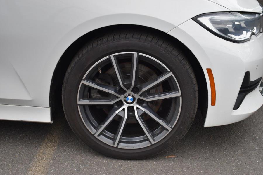 2021 BMW 3-Series 330i xDrive Sedan photo