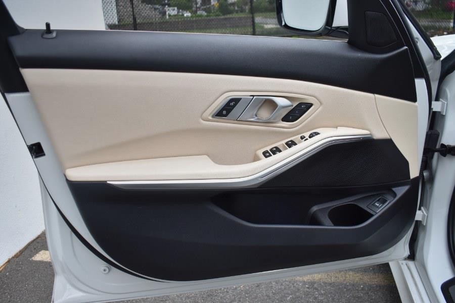 2021 BMW 3-Series 330i xDrive Sedan photo