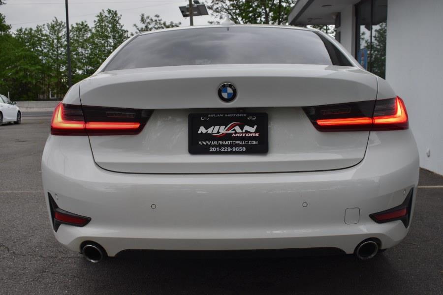 2021 BMW 3-Series 330i xDrive Sedan photo