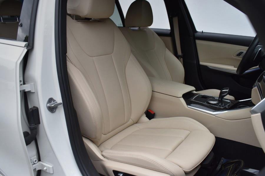 2021 BMW 3-Series 330i xDrive Sedan photo