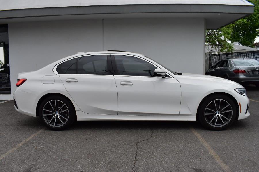 2021 BMW 3-Series 330i xDrive Sedan photo
