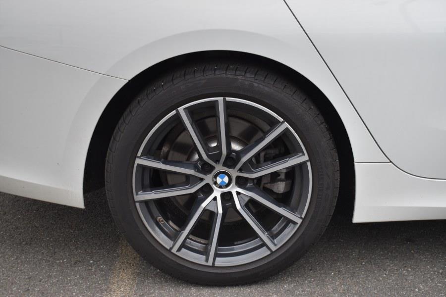 2021 BMW 3-Series 330i xDrive Sedan photo