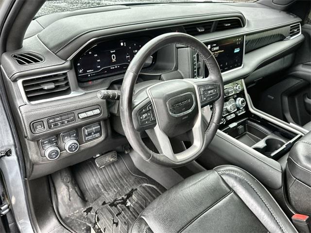 2022 GMC Yukon Denali photo