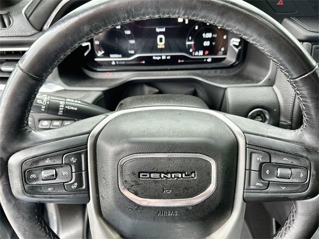 2022 GMC Yukon Denali photo