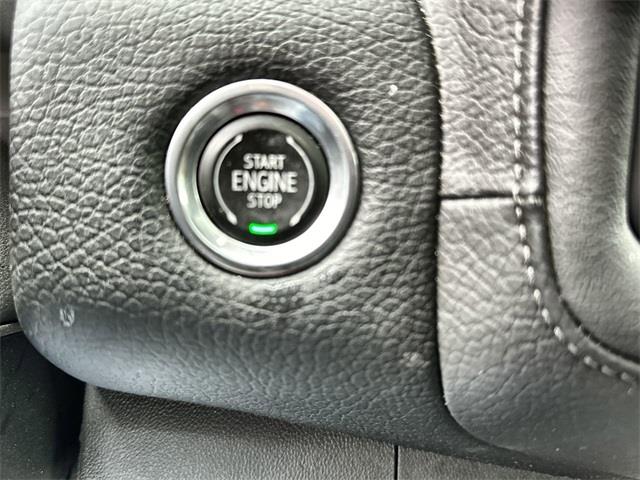 2022 GMC Yukon Denali photo