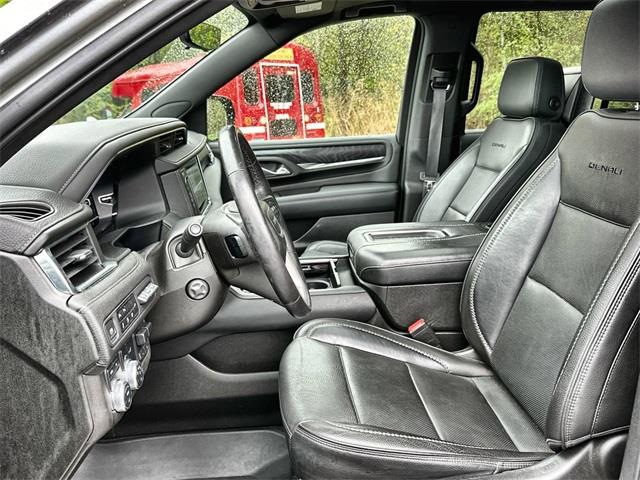 2022 GMC Yukon Denali photo