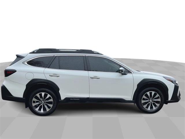 2023 Subaru Outback Touring XT photo