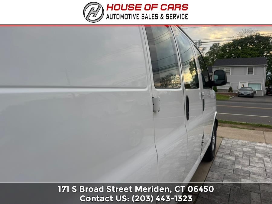 2014 Chevrolet Express 3500 3500 photo