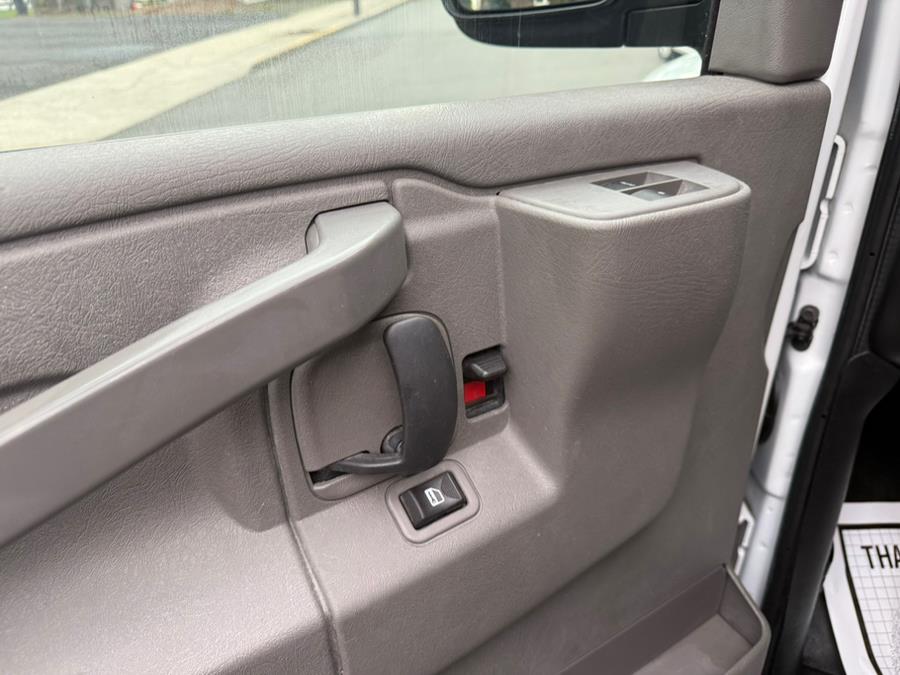 2018 Chevrolet Express Cargo Van RWD 2500 135