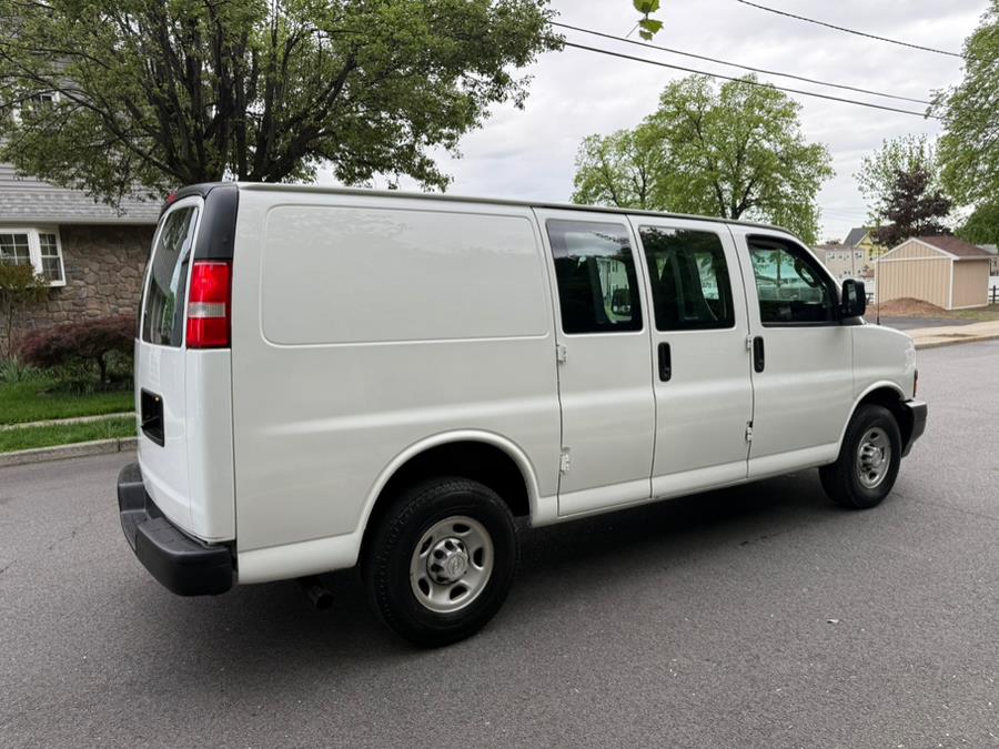 2018 Chevrolet Express Cargo Van RWD 2500 135