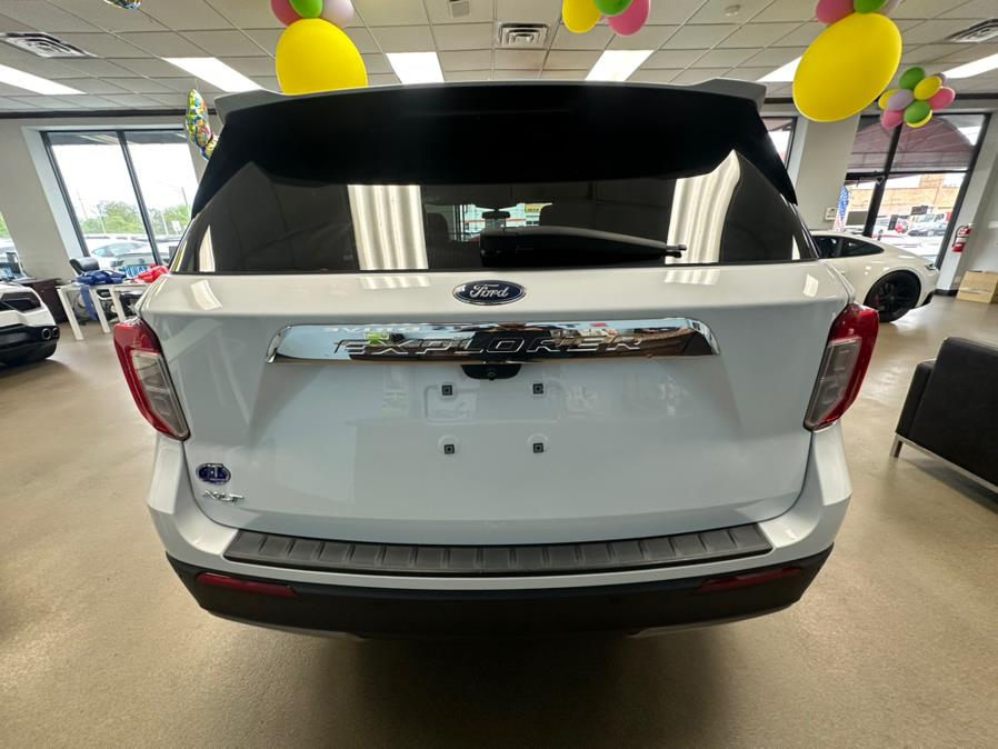 2020 Ford Explorer XLT RWD photo