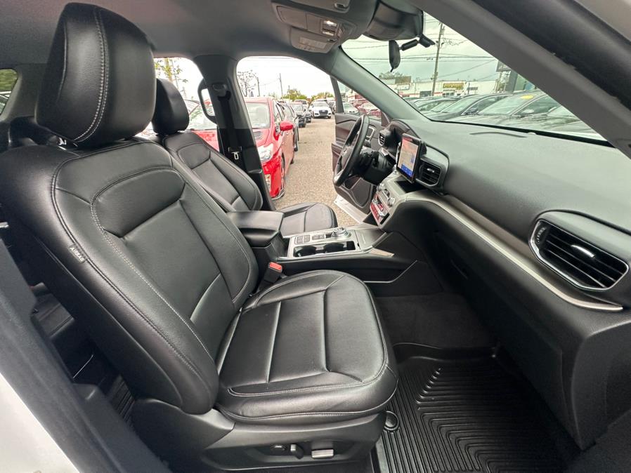 2020 Ford Explorer XLT RWD photo