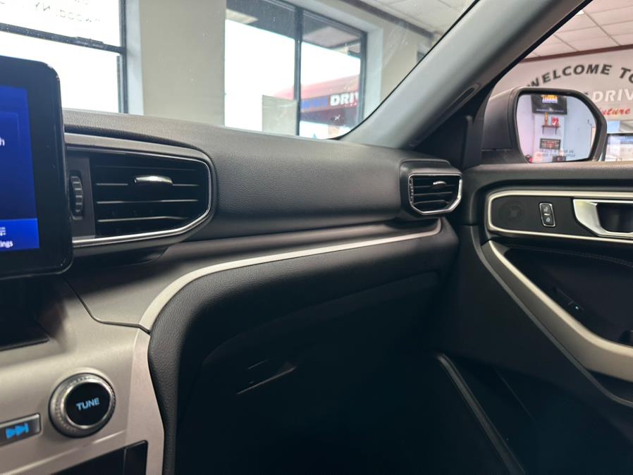 2020 Ford Explorer XLT RWD photo