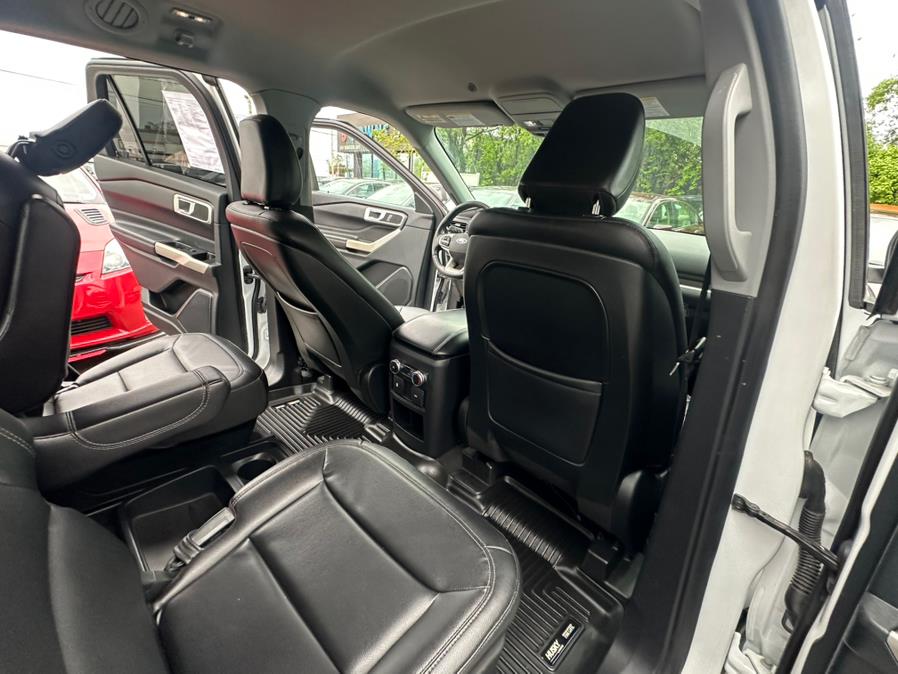 2020 Ford Explorer XLT RWD photo