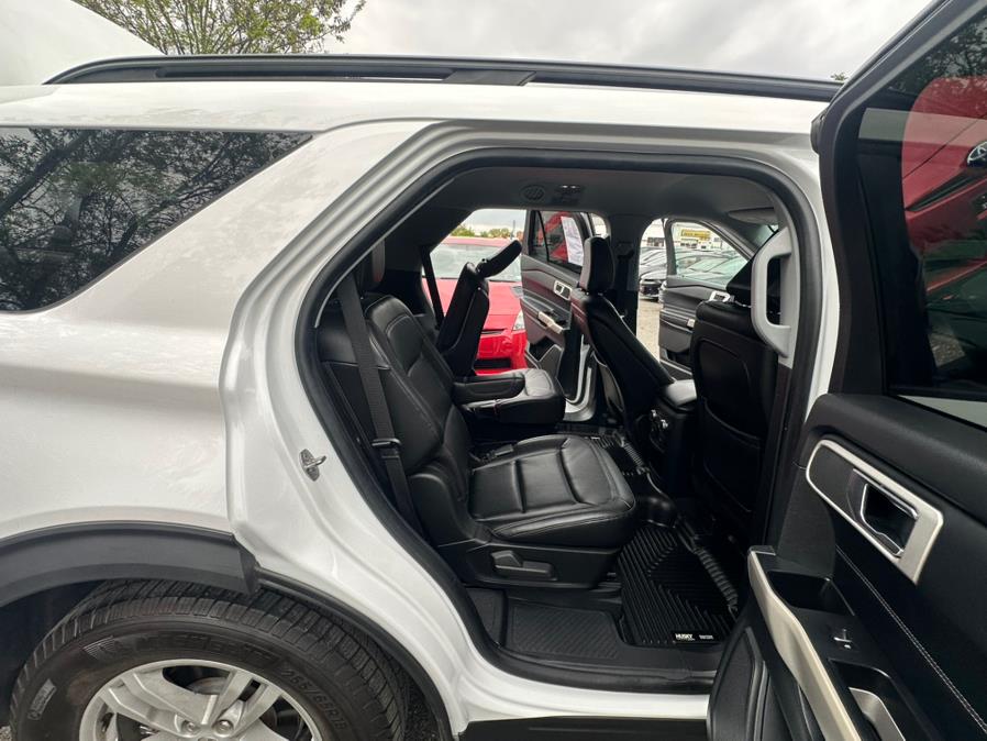 2020 Ford Explorer XLT RWD photo