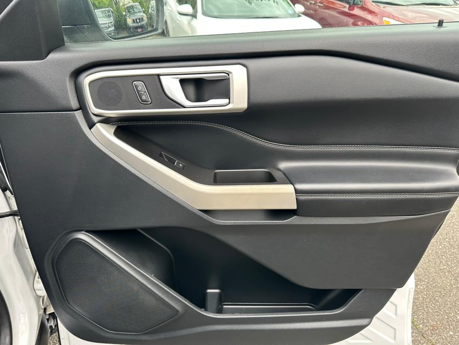 2020 Ford Explorer XLT RWD photo