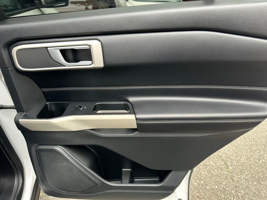 2020 Ford Explorer XLT RWD photo