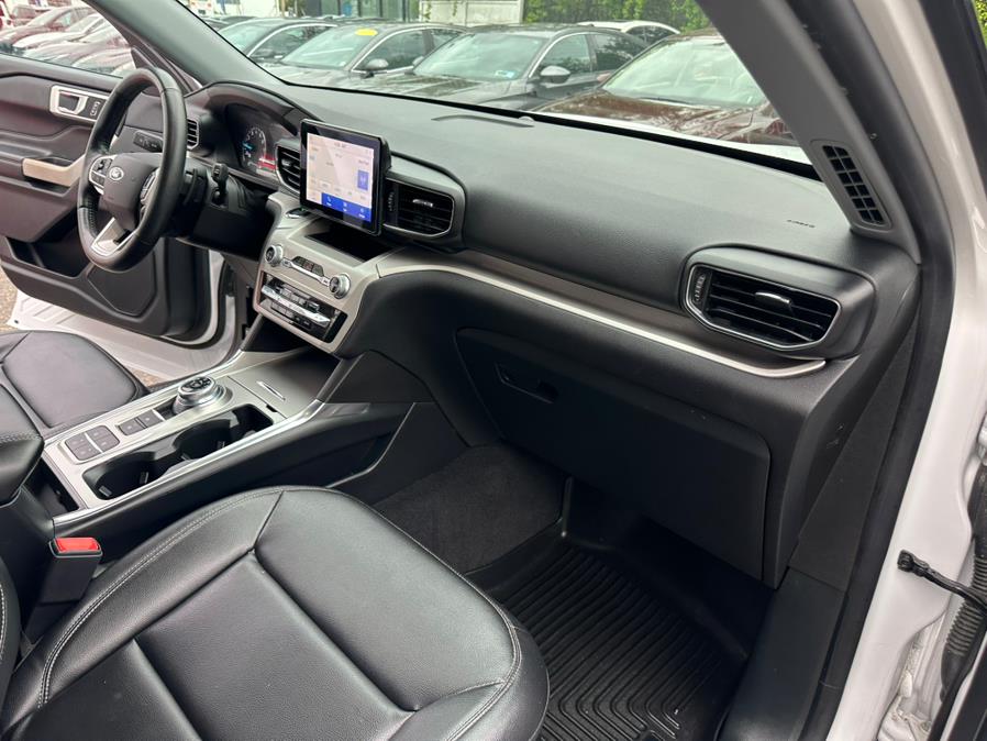 2020 Ford Explorer XLT RWD photo