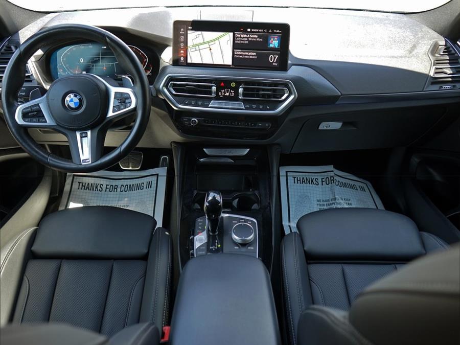 2022 BMW X4 xDrive30i photo
