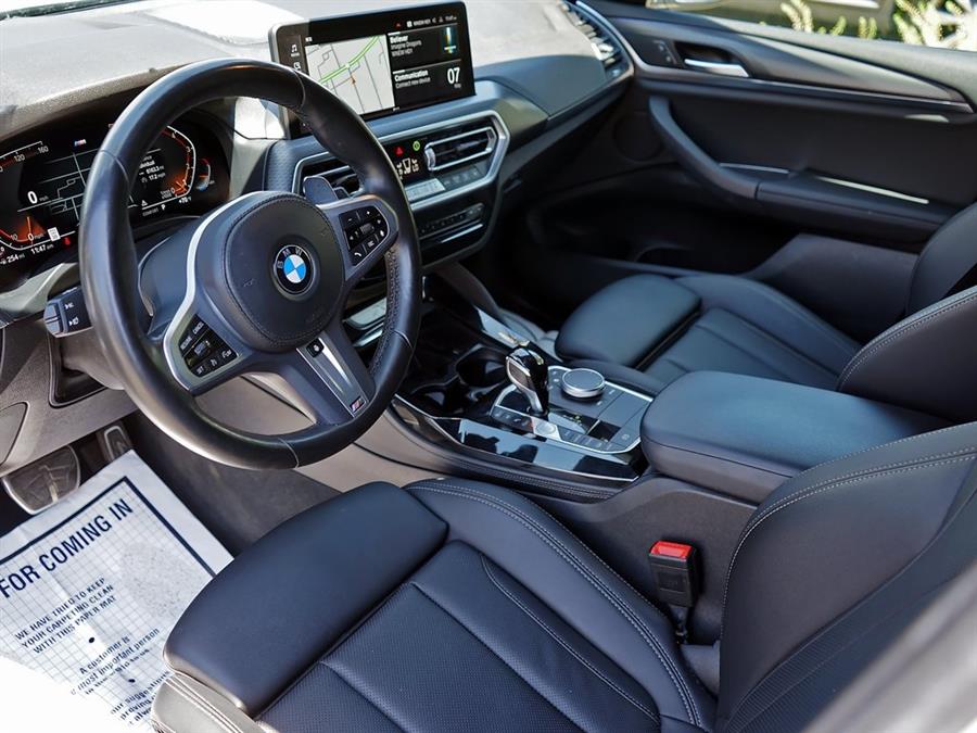2022 BMW X4 xDrive30i photo