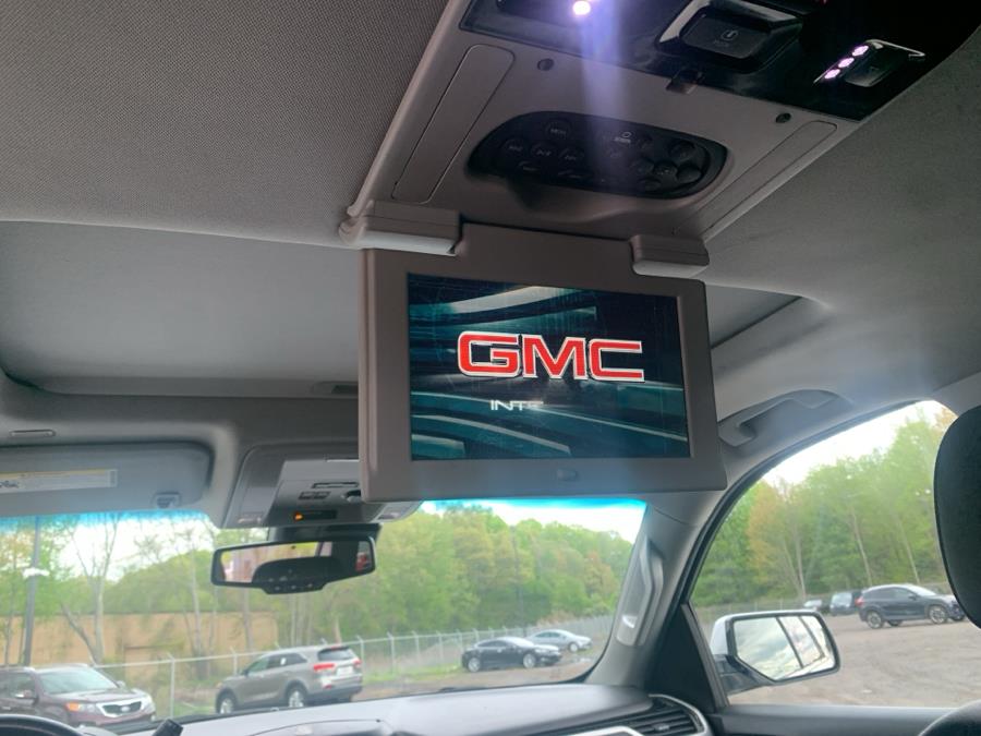 2017 GMC Yukon XL 4WD 4dr SLT photo