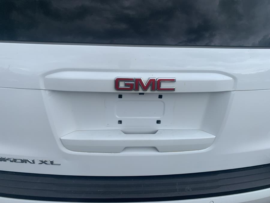 2017 GMC Yukon XL 4WD 4dr SLT photo