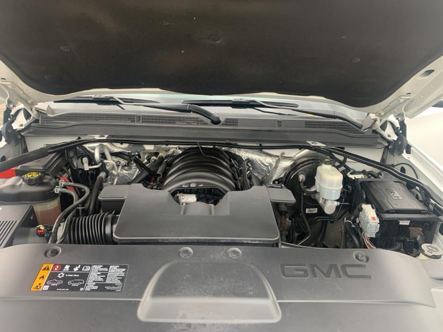 2017 GMC Yukon XL 4WD 4dr SLT photo
