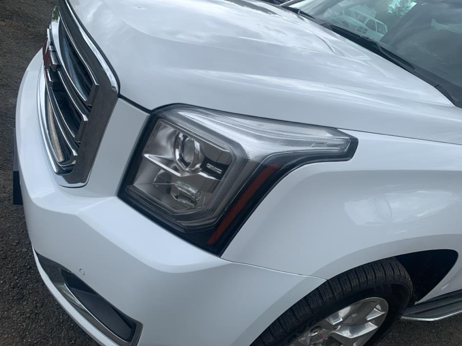 2017 GMC Yukon XL 4WD 4dr SLT photo