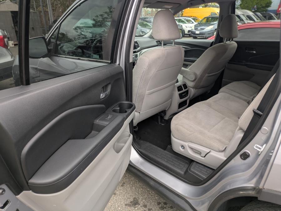 2021 Honda Pilot EX AWD photo
