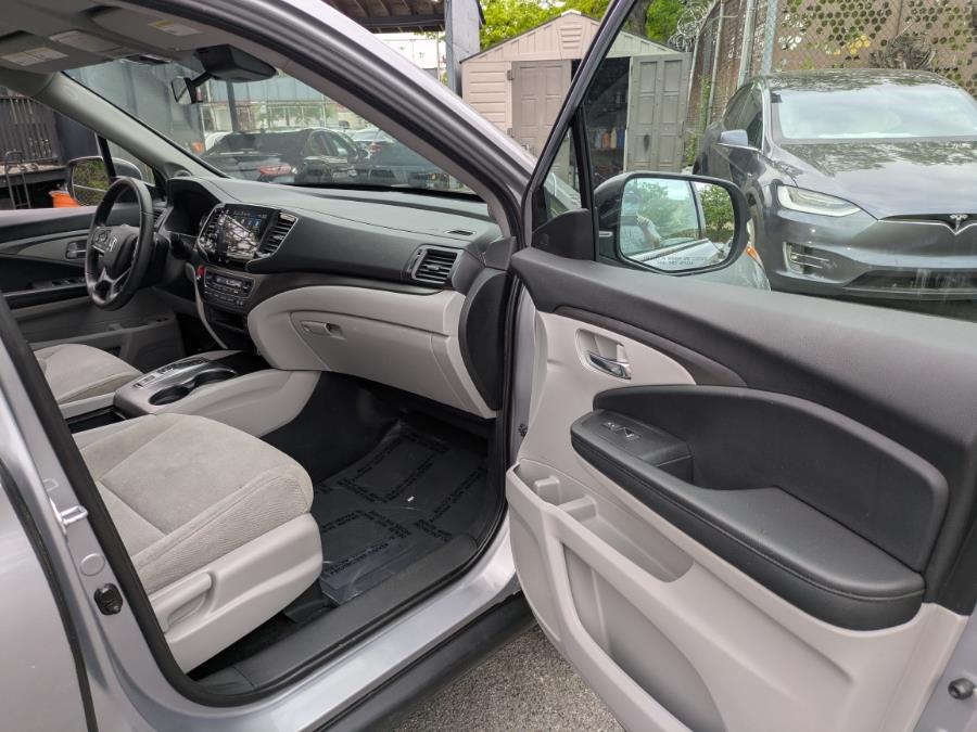 2021 Honda Pilot EX AWD photo