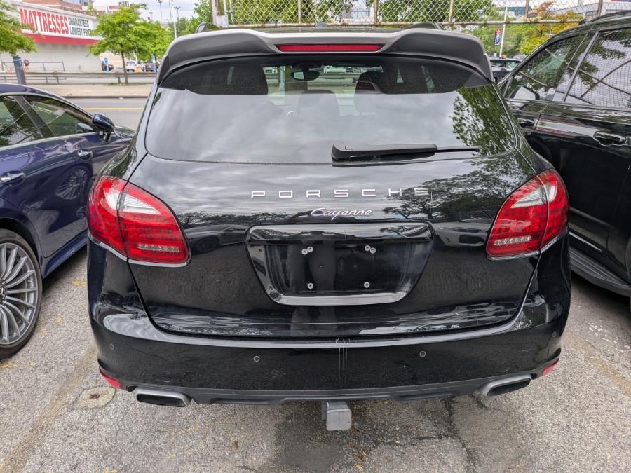 2014 Porsche Cayenne photo