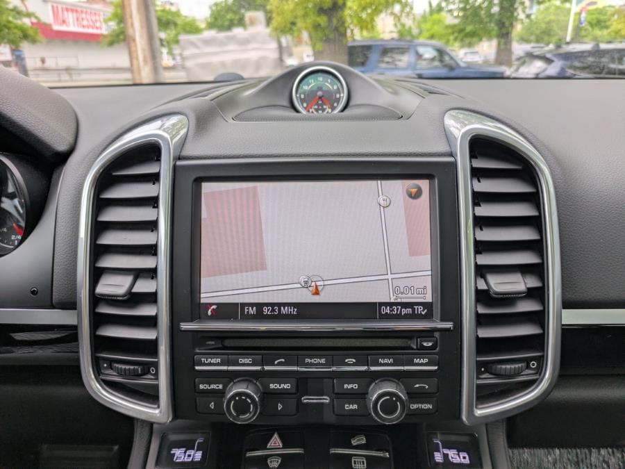 2014 Porsche Cayenne photo