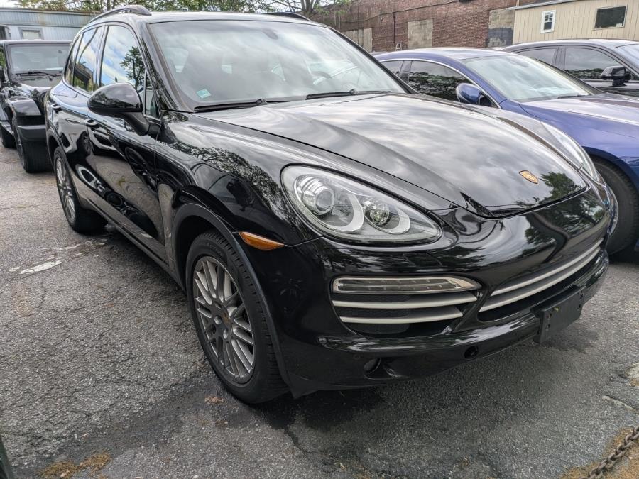 2014 Porsche Cayenne photo